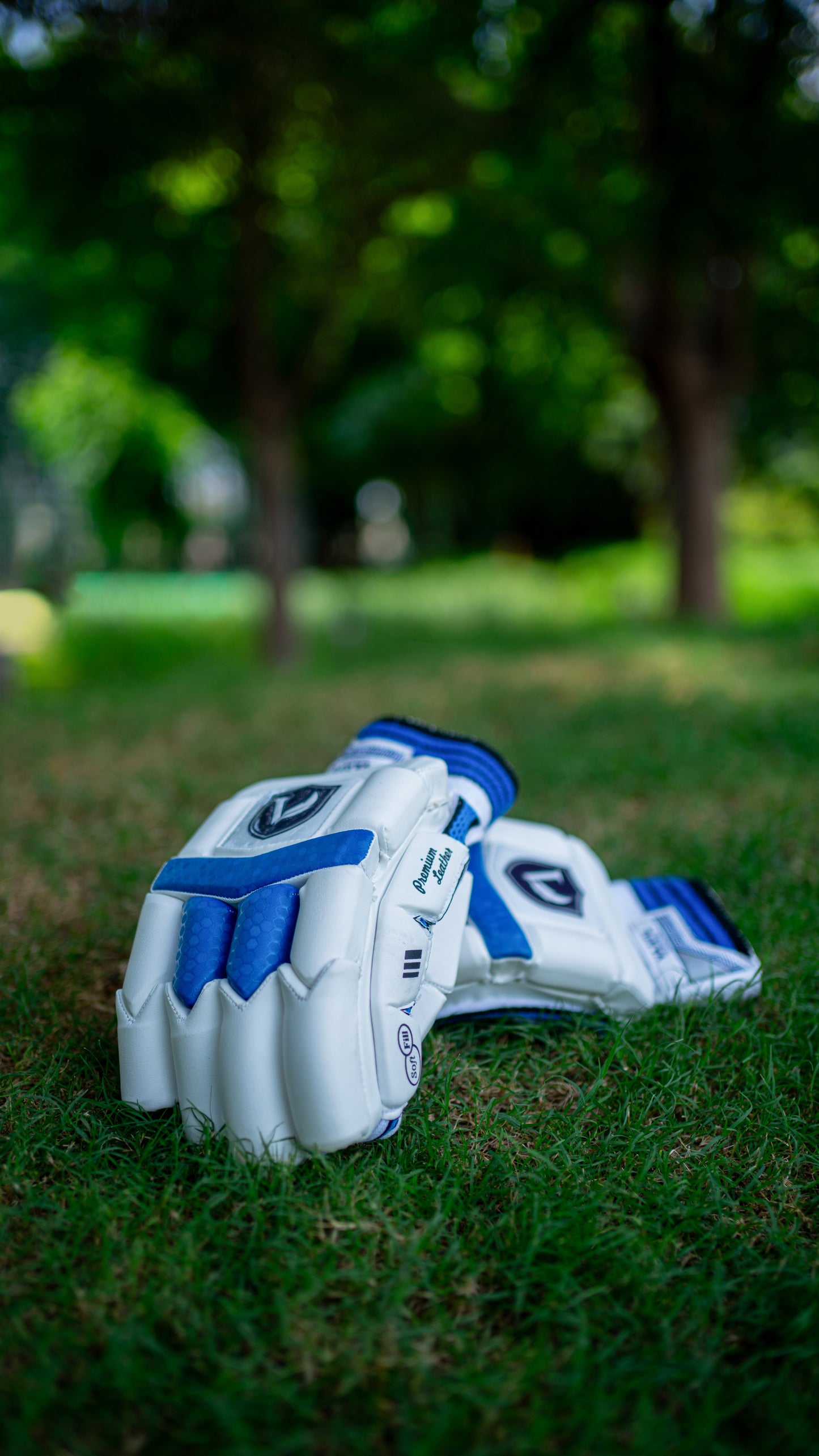 Batting Gloves White